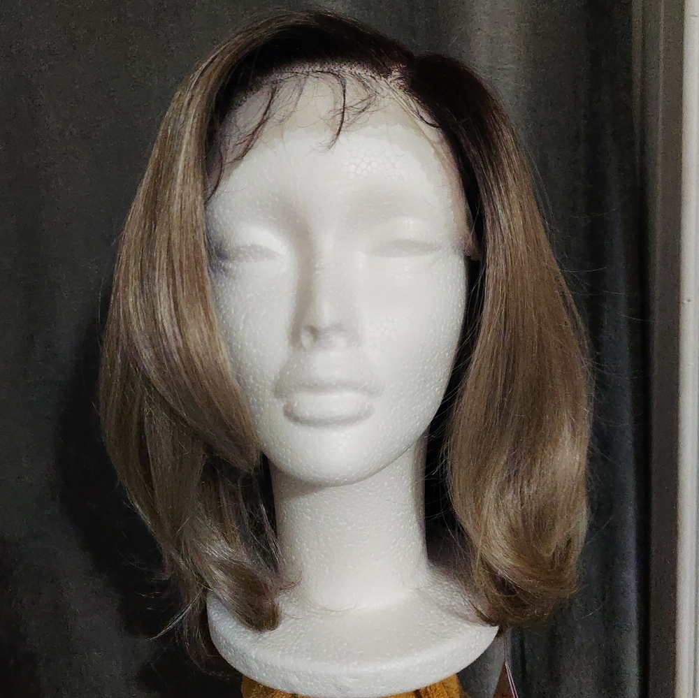 Outre SleekLay Part HD Deep-C Lace Part Lace Front Wig Ara